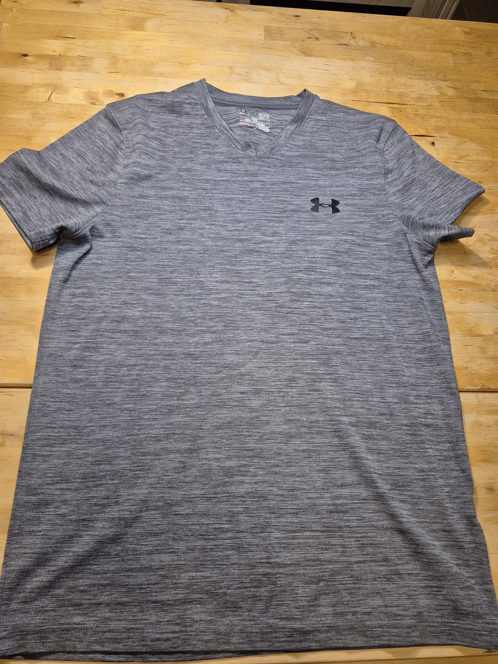 Under Armour Men's Gray Tech V-Neck Shirt